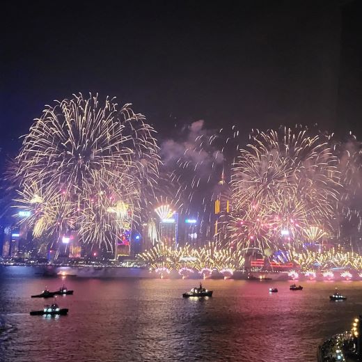 香港